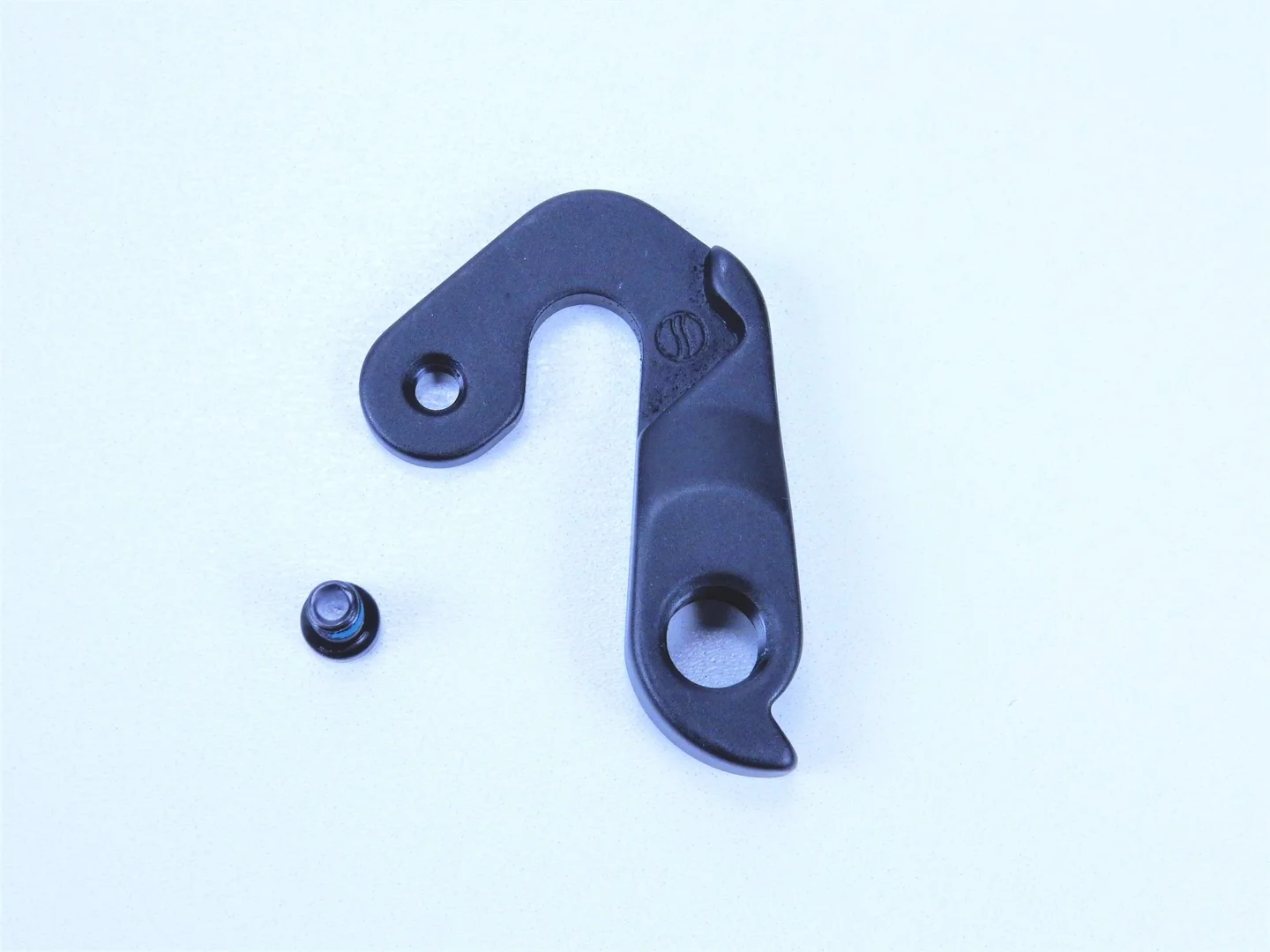 Large Scott Gear Hanger 273561