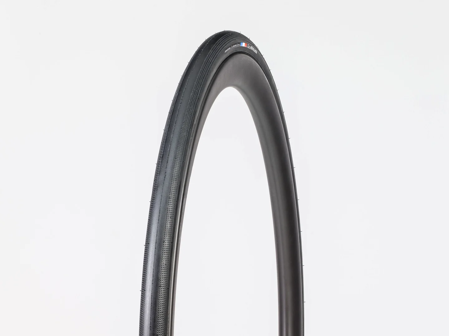 Large Bontrager R3 Hardcase Lite Tubeless Ready Tyre