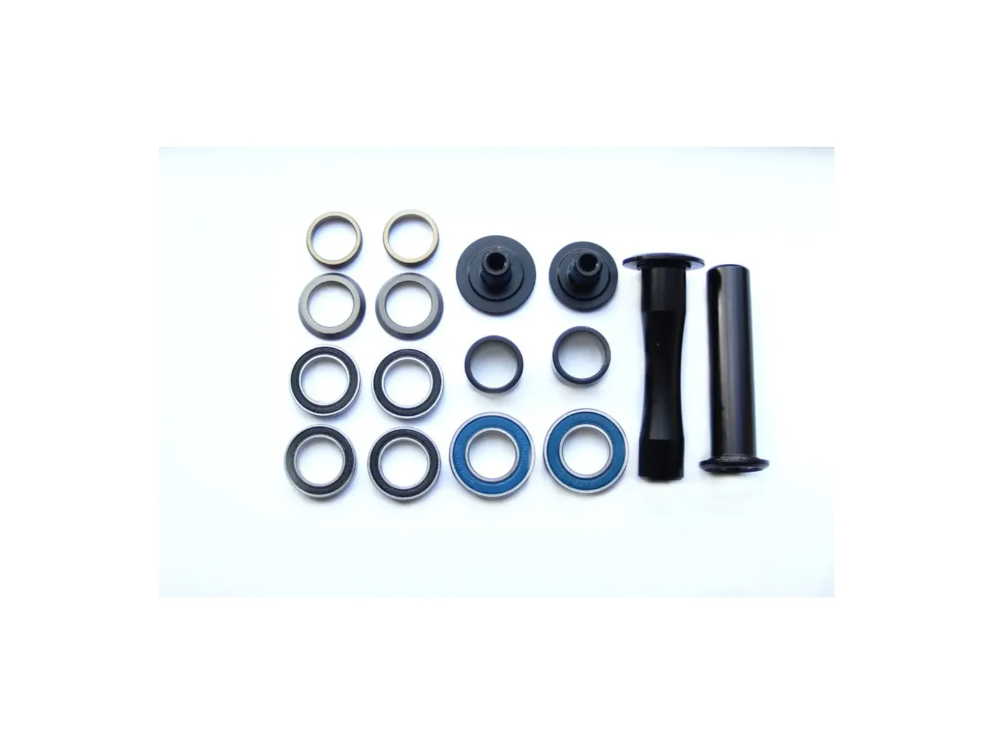 Large Giant Anthem X 2011 Lower Linkage Pivot Bolt Set