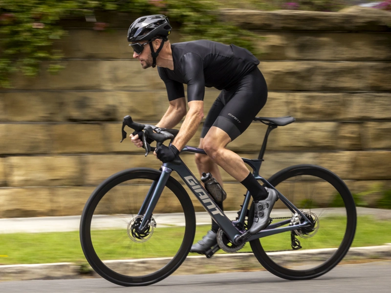 Giant Defy E+